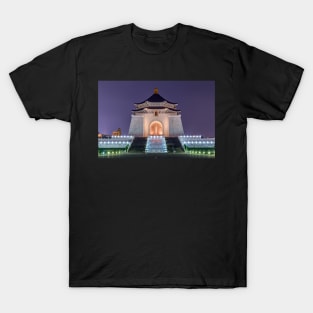 National Chiang Kai-shek Memorial Hall in Taipei, Taiwan T-Shirt